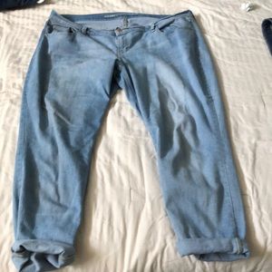 Old Navy Boyfriend Jean